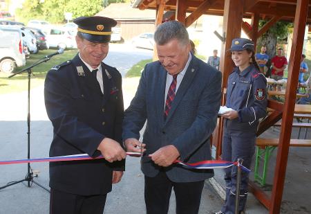 Otvoritev prizidave gasilskega doma v Bezuljaku 15 FOTO LJUBO VUKELIČ